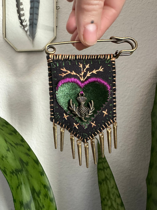 Thistle Protection Pocket